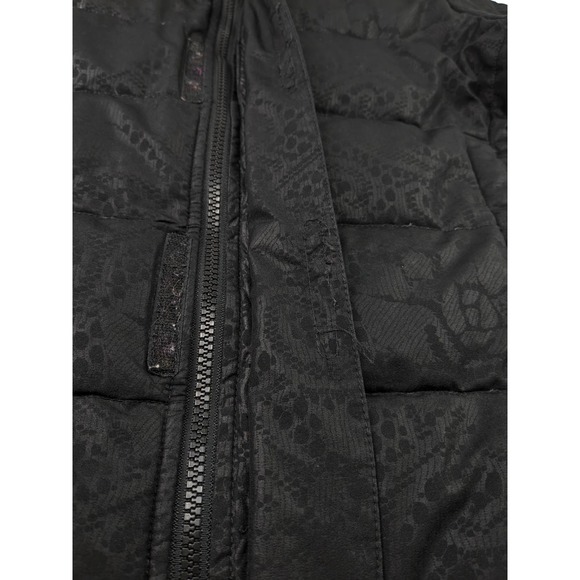 North Face 550 Black Patterned Puffer Coat - Picture 11 of 12